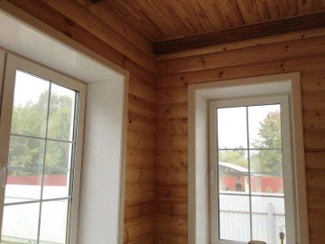 Великолепные пластиковые откосы Кюнель оформления окон  на террасе - белого цвета