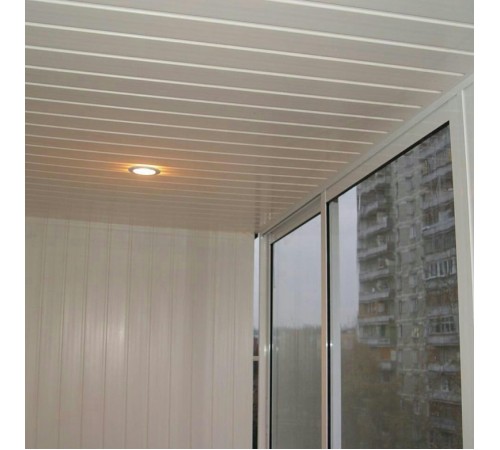 "Вагонка ПВХ белая матовая размером 100*8*3000 мм: превосходный выбор для отделки"