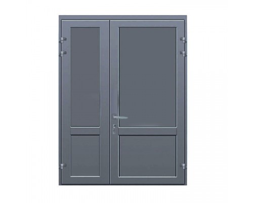 Алюминиевая полуторастворчатая дверь с заполнением из сэндвич-панелей 24 мм и оцинкованных листов, окрашенных в цвет полимера по RALL, с нажимным гарнитуром.
